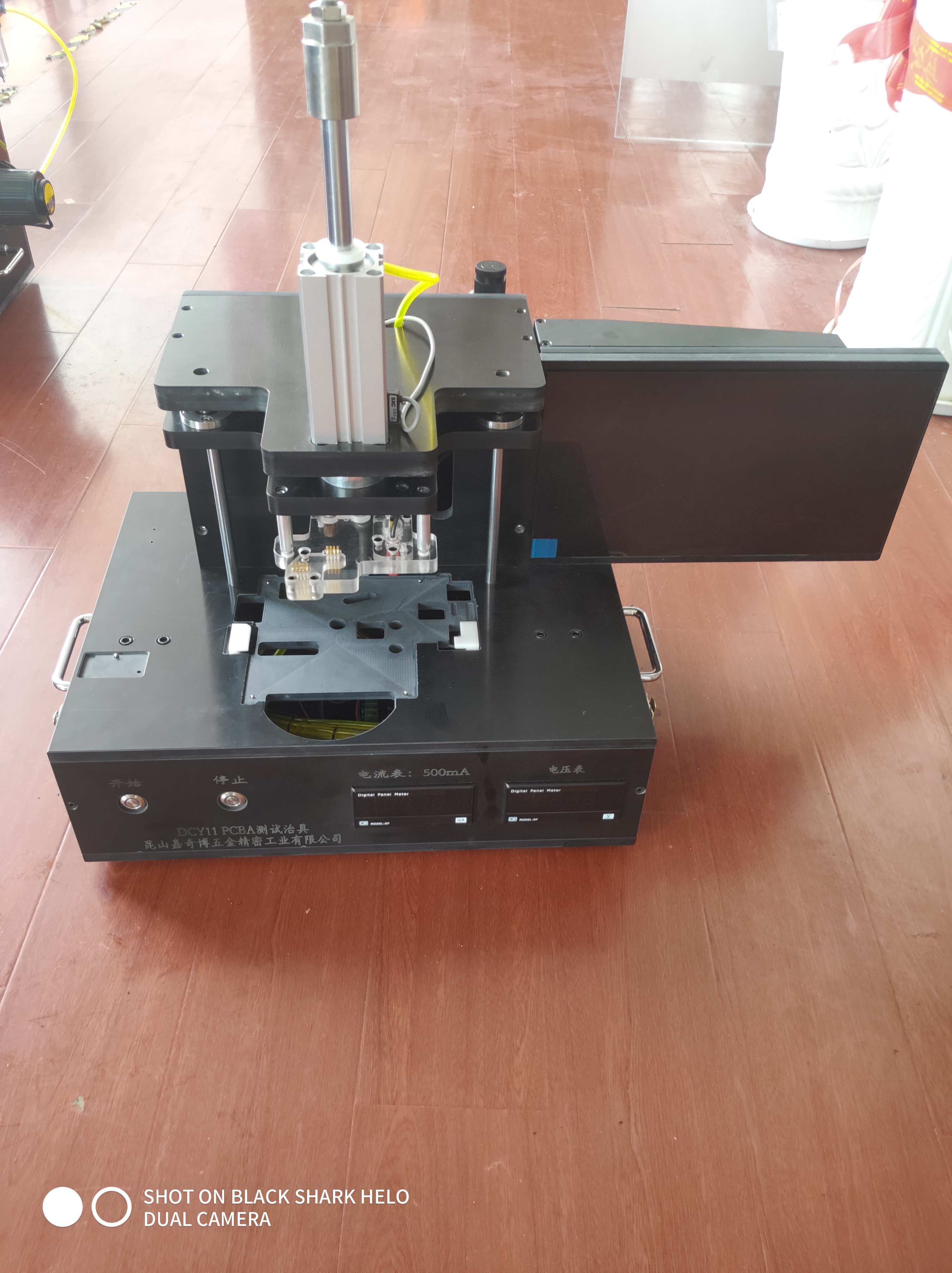 領(lǐng)克導(dǎo)航PCBA測試治具 領(lǐng)克導(dǎo)航PCBA測試治具